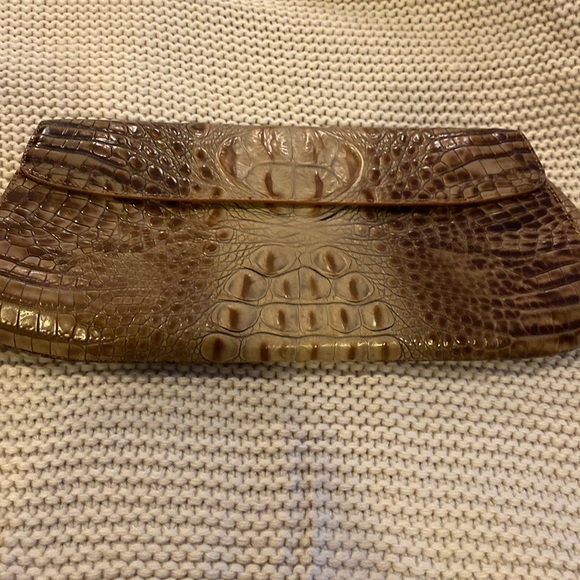 Brahmin purse - Picture 1 of 9